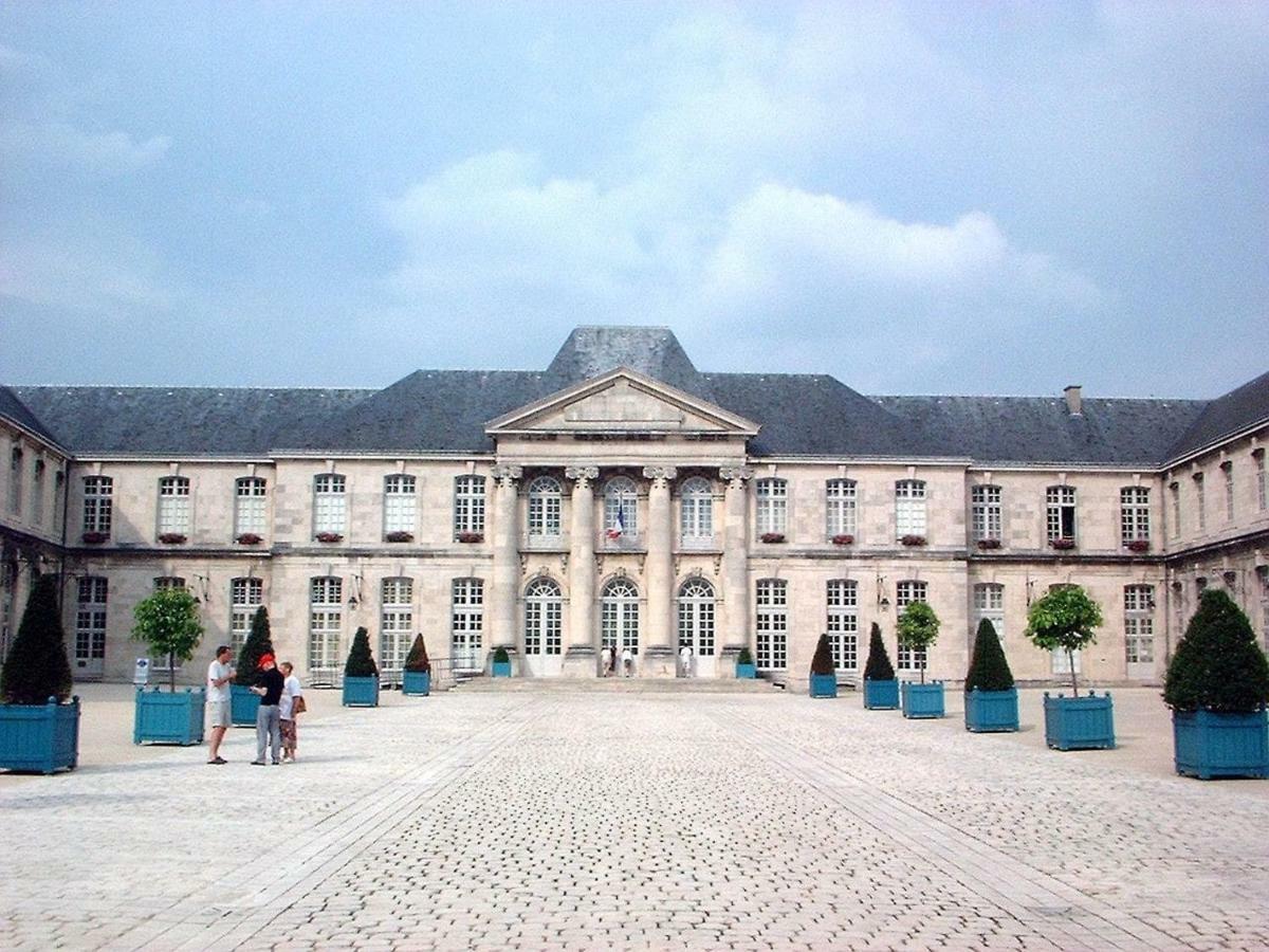 Studio De Charme Au Pays De La Madeleine Commercy Exterior foto